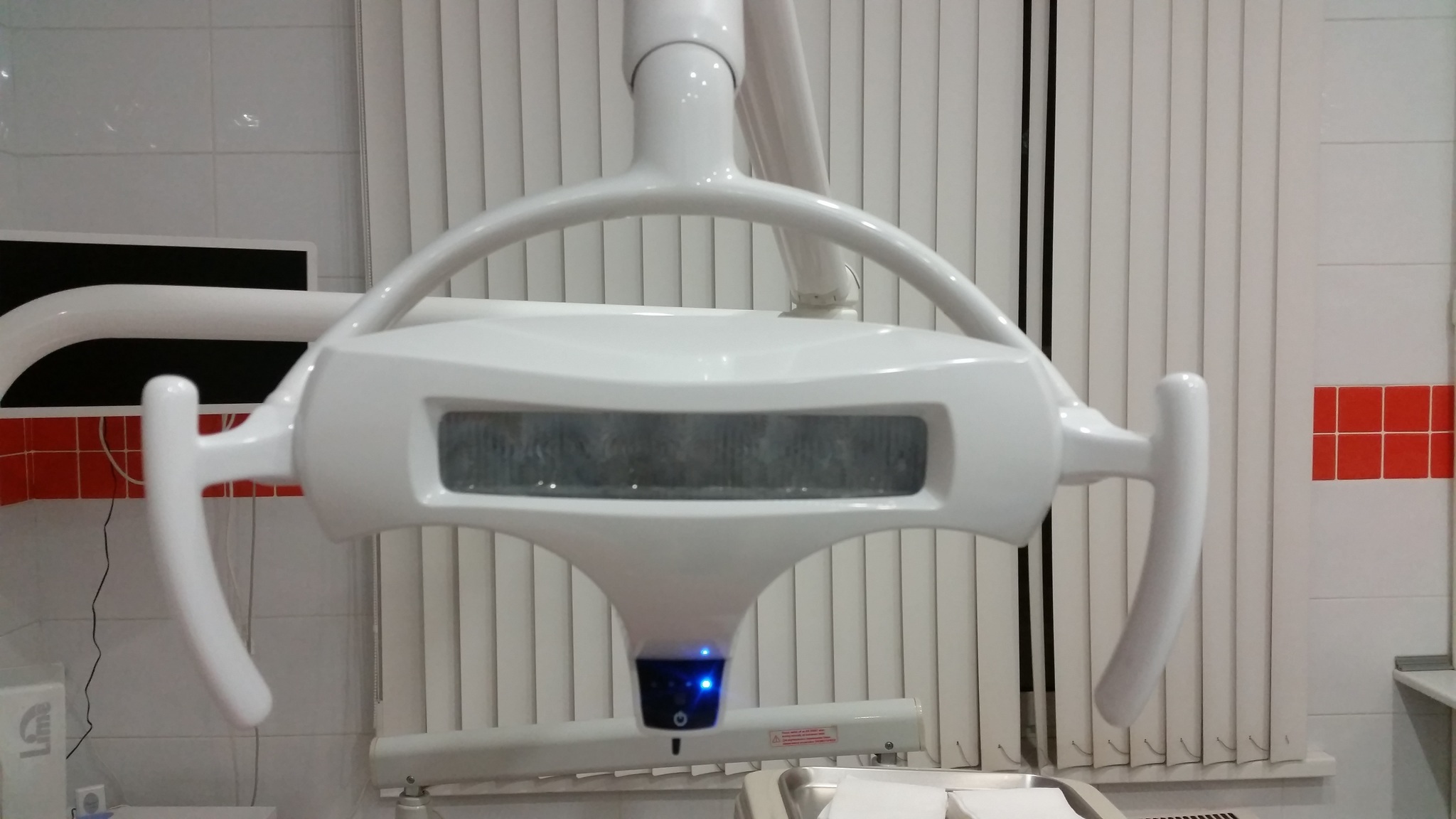 СВЕТОДИОДНЫЙ СТОМАТОЛОГИЧЕСКИЙ СВЕТИЛЬНИК DID PLUS URANI, DID Plus (Италия)